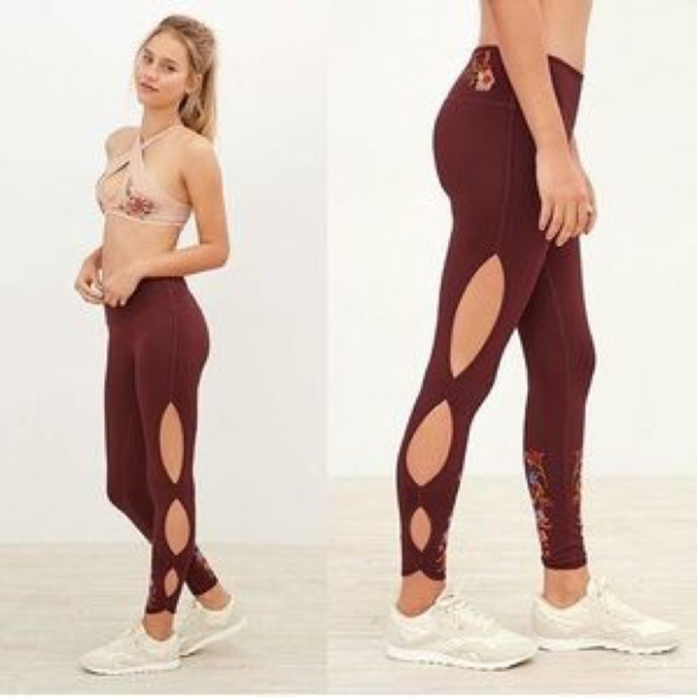 Without walls embroidered scalloped leggings